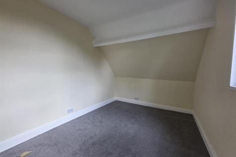 Flat 4, 110 Smisby Road