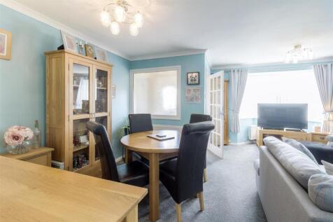 1 Berry Close, Ravenstone