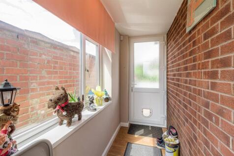 1 Berry Close, Ravenstone
