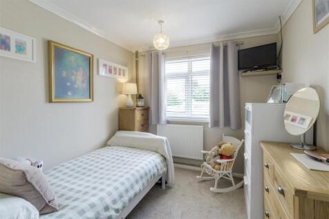 1 Berry Close, Ravenstone