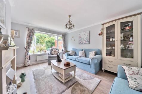 38 Bath Lane, Moira