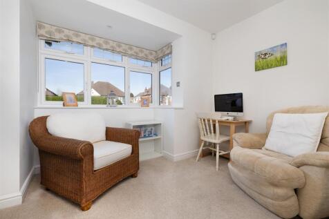 42 Highfields Close, Ashby