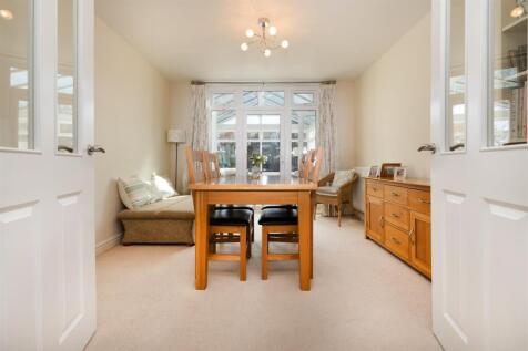 42 Highfields Close, Ashby