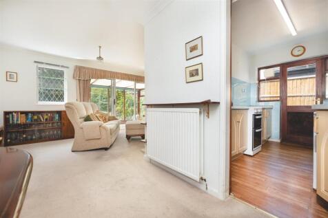 21 Trinity Close, Ashby