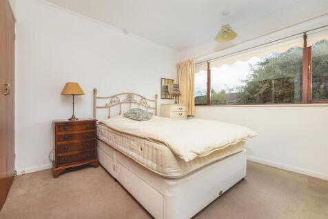 21 Trinity Close, Ashby