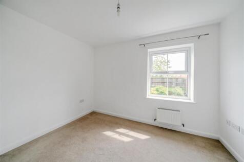 10 Isaac Close, Ashby