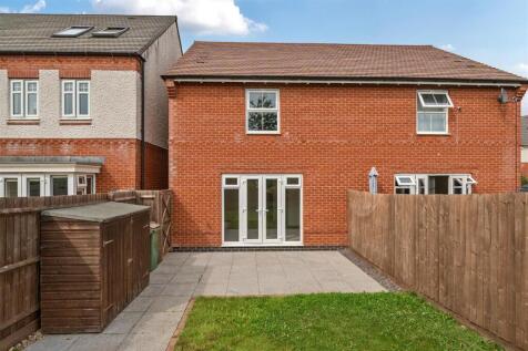 10 Isaac Close, Ashby