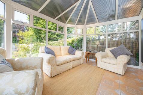 52 Oakham Drive, Coalville