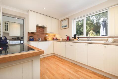 52 Oakham Drive, Coalville