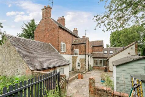 18 High Street, Ticknall