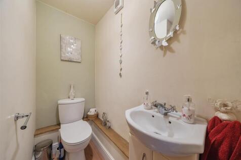 4 Church Lane, Thornton
