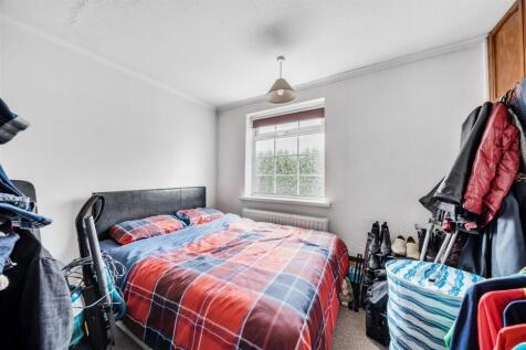 2 Hall Close, Blackfordby