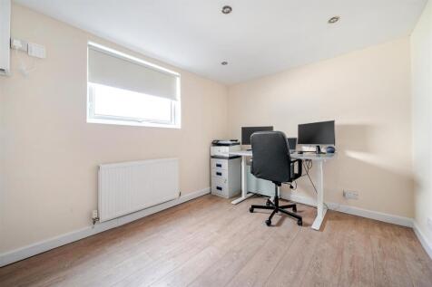 46 Beaumont Avenue, Ashby