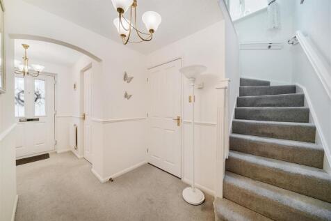 38 The Oval, Caolville