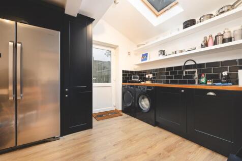 11 Loire Close, Ashby