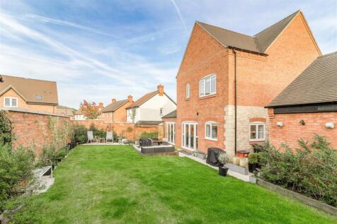 23 Priory Close
