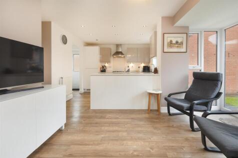 15 Pentland Road, Ashby