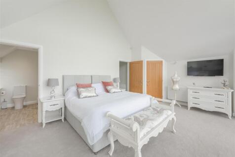 Serendipity, Station Road, Ibstock