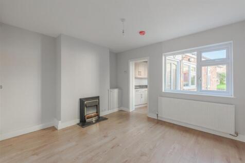 11 Derby Road, Ashby