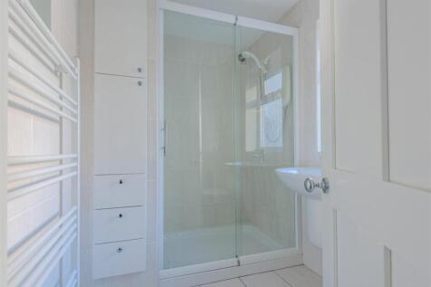 11 Derby Road, Ashby