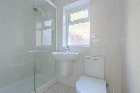 11 Derby Road, Ashby