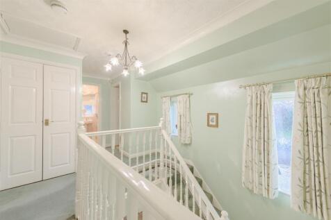 72 Main Street, Netherseal