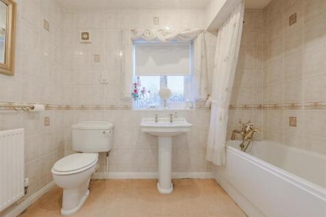 72 Main Street, Netherseal