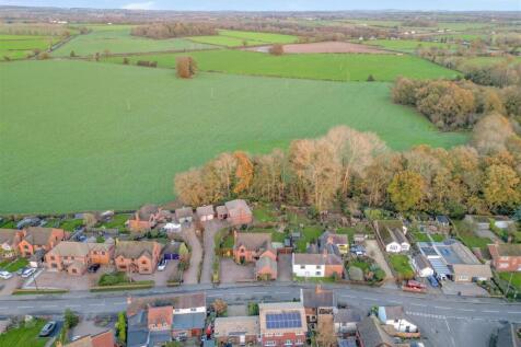 72 Main Street, Netherseal