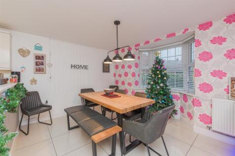 2 Clarence Place, Ashby