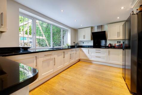 11 Highfields Close, Ashby de la Zouch