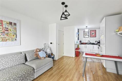 Living Room/Kitchen