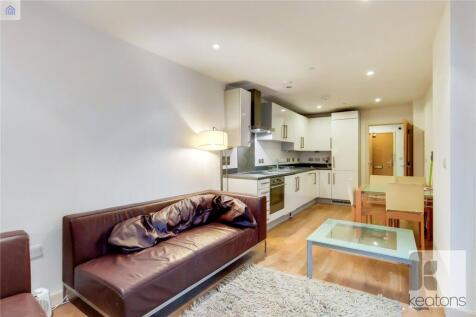 Living Room/Kitchen