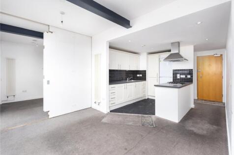 Living Room/Kitchen