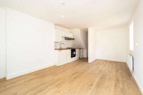 Living Room/Kitchen