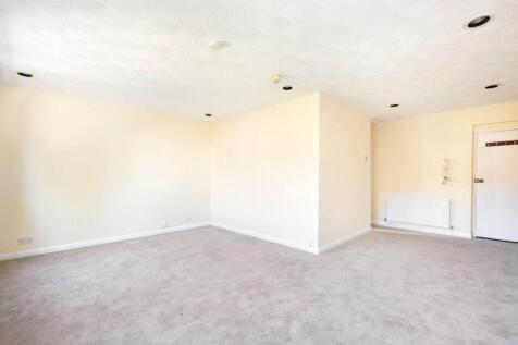Living Area/Bedroom