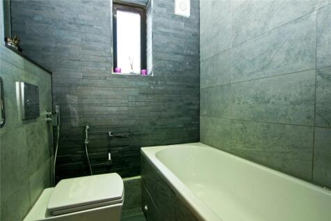 Bathroom View 3