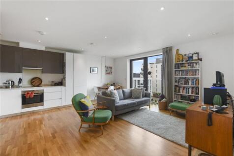 Living Room/Kitchen