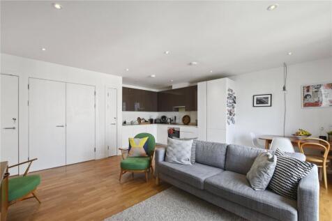 Living Room/Kitchen