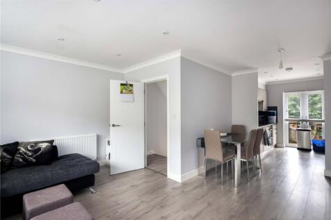 Living Room/Kitchen