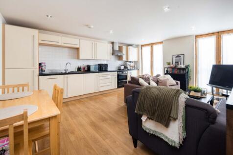 Reception/Kitchen