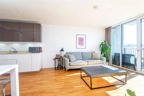 Reception/Kitchen