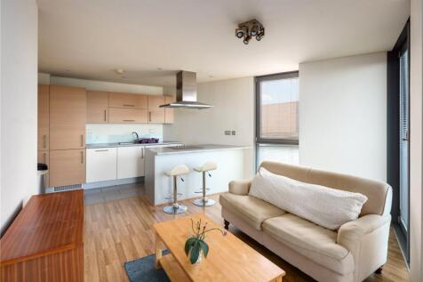 Living Room/Kitchen