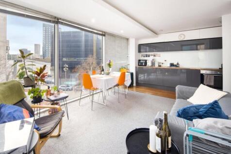 Living Room/Kitchen