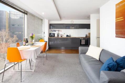 Living Room/Kitchen
