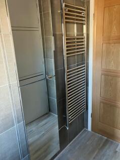 Bathroom towel rail