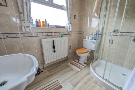 shower room (up)