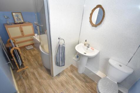en-suite bathroom