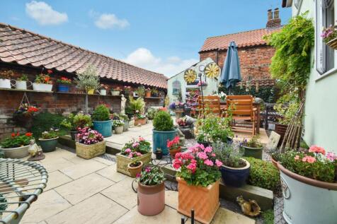courtyard garden