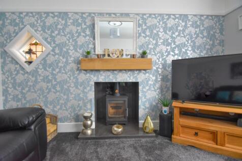 lounge fireplace
