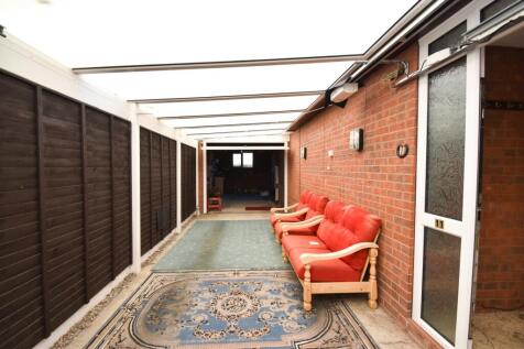 Car Port/Garage